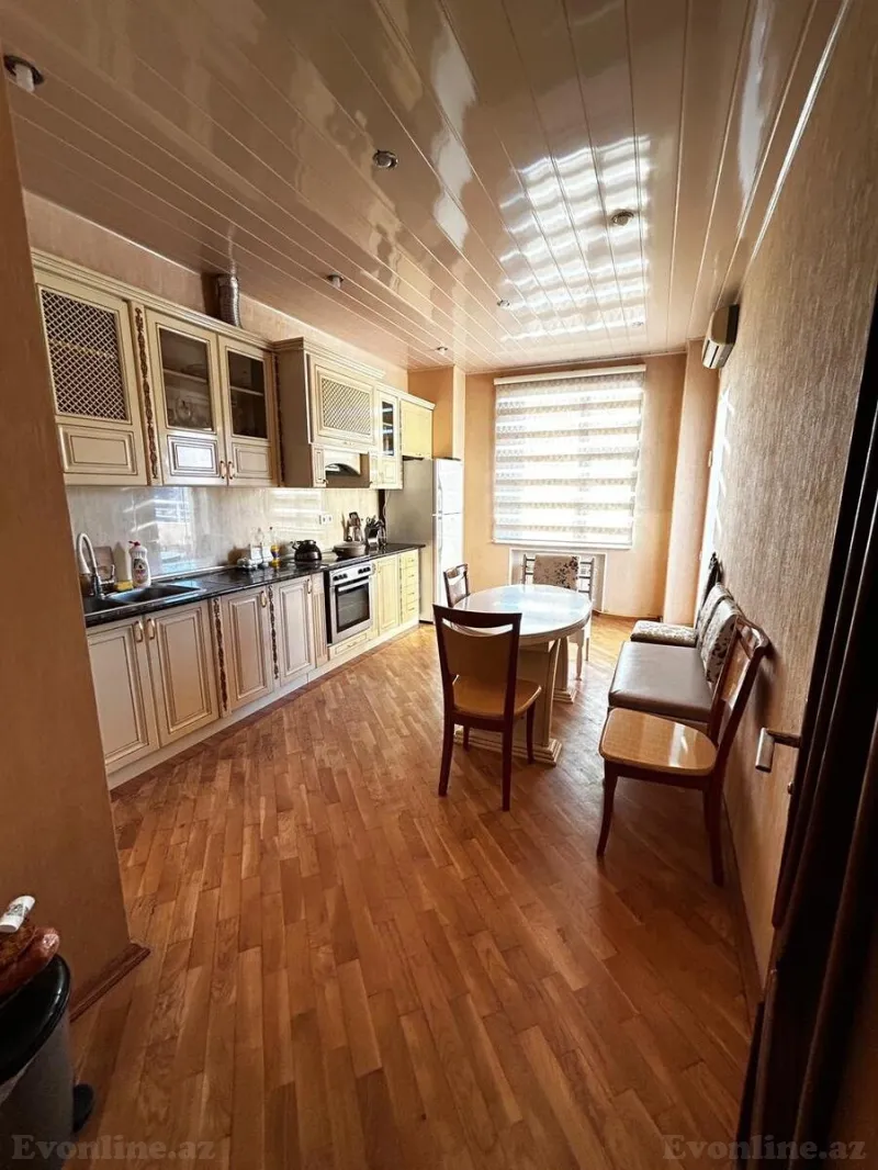 Kirayə verilir 4 otaqlı Mənzil Yeni tikili 160 m² Xətai r. - şəkil 16