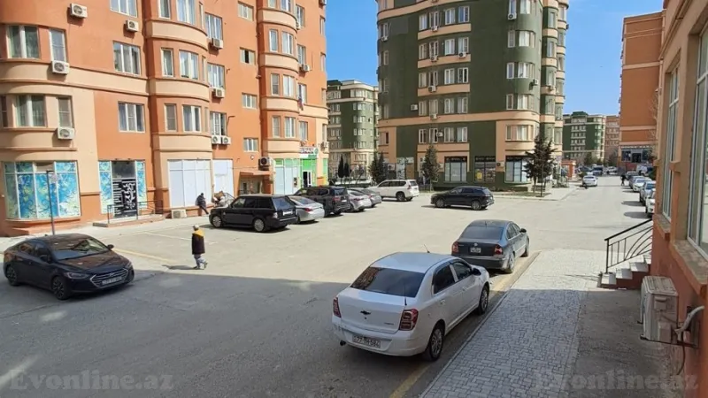 Bakı, Abşeron r., Masazırda 3 otaqlı mənzil satılır