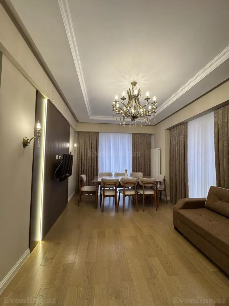 Kirayə verilir 3 otaqlı Mənzil Yeni tikili 85 m² Bakmil m.