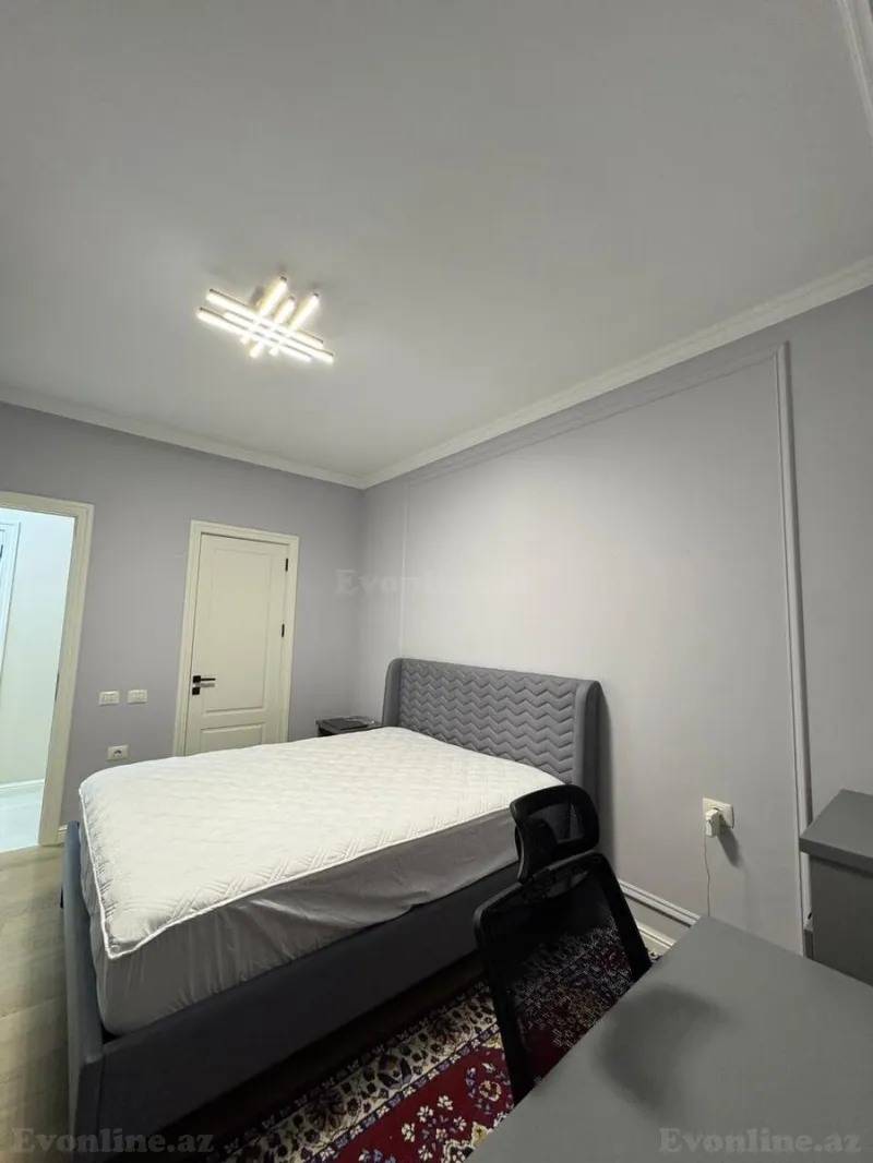 Kirayə verilir 3 otaqlı Mənzil Yeni tikili 85 m² Bakmil m. - şəkil 10