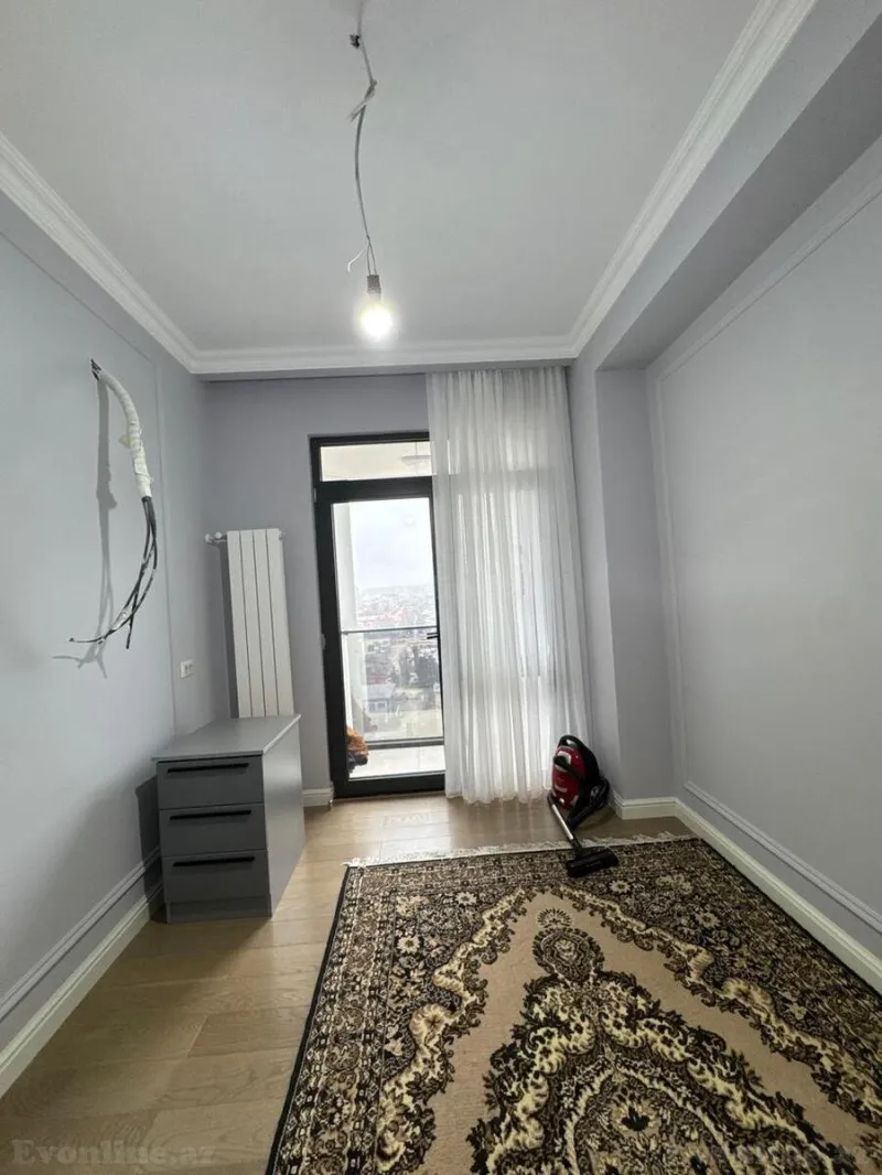 Kirayə verilir 3 otaqlı Mənzil Yeni tikili 85 m² Bakmil m. - şəkil 12