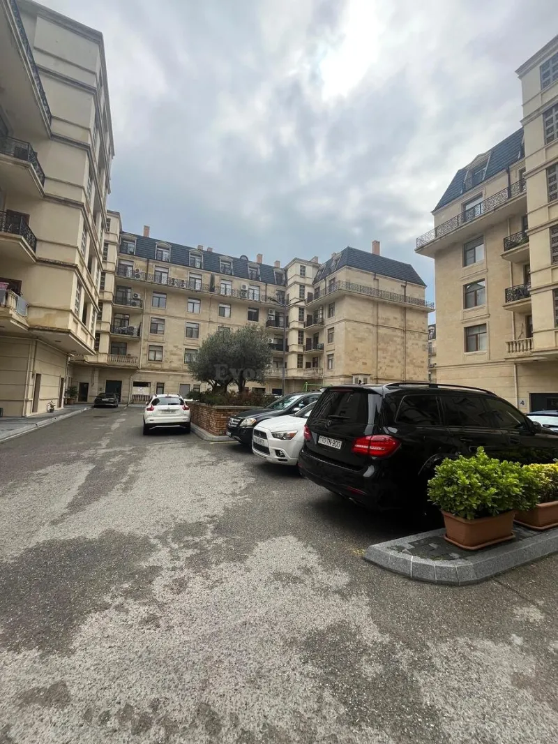 Satılır 3 otaqlı Mənzil Yeni tikili 90 m² Xətai r. - şəkil 2