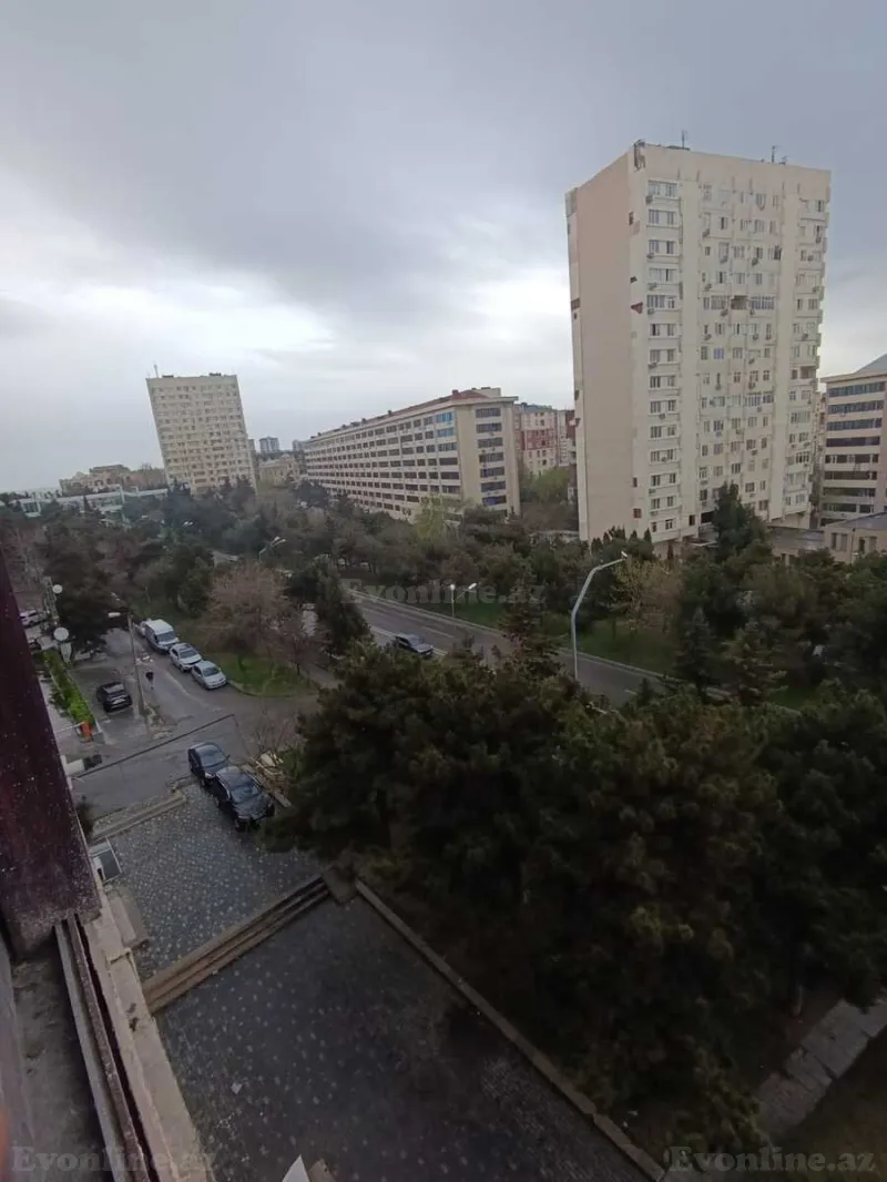 Satılır 5 otaqlı Mənzil Köhnə tikili 120 m² 8-ci mikrorayon - şəkil 25