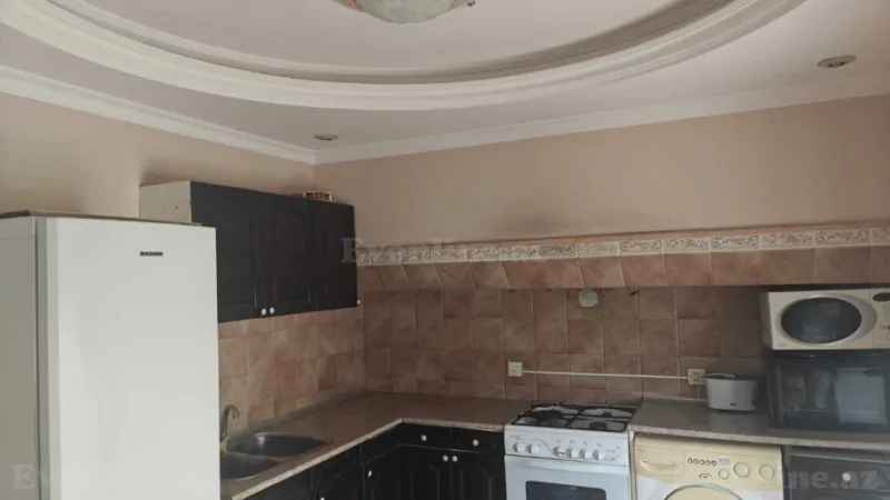 Satılır 4 otaqlı Mənzil Köhnə tikili 118 m² İçərişəhər m. - şəkil 4