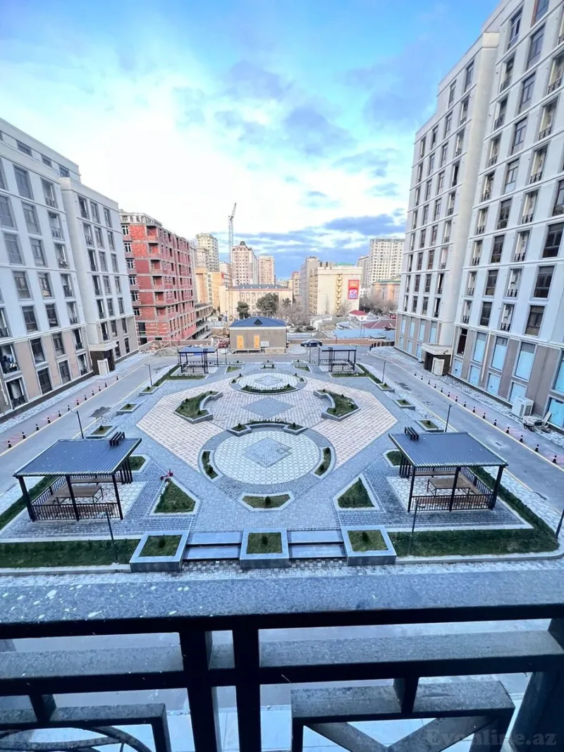 Satılır 2 otaqlı Mənzil Yeni tikili 68 m² 8 Noyabr m. - şəkil 3