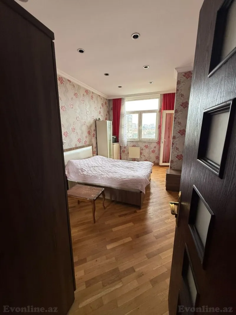 Kirayə verilir 3 otaqlı Mənzil Yeni tikili 105 m² Nərimanov r. - şəkil 4