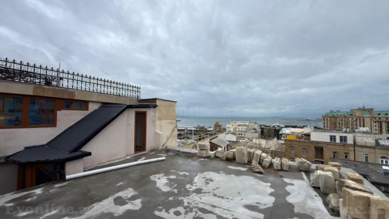 Satılır 3 otaqlı Mənzil Köhnə tikili 300 m² İçərişəhər m. - şəkil 27