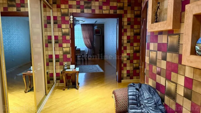 Satılır 4 otaqlı Mənzil Yeni tikili 177 m² Nərimanov r. - şəkil 13