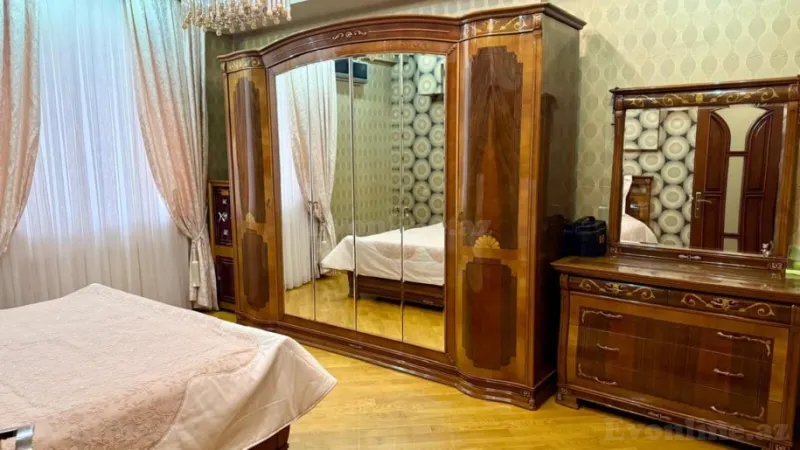 Satılır 4 otaqlı Mənzil Yeni tikili 177 m² Nərimanov r. - şəkil 15