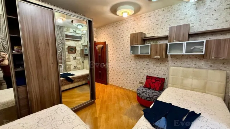 Satılır 4 otaqlı Mənzil Yeni tikili 177 m² Nərimanov r. - şəkil 16