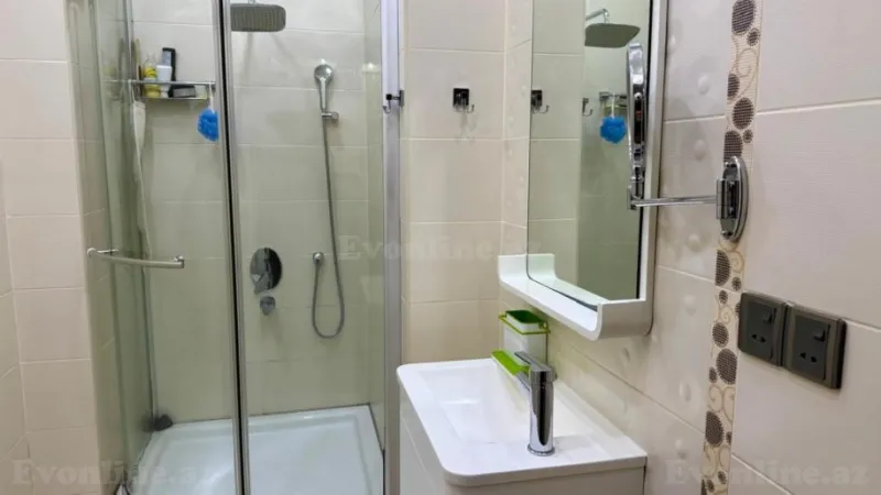 Satılır 4 otaqlı Mənzil Yeni tikili 177 m² Nərimanov r. - şəkil 27