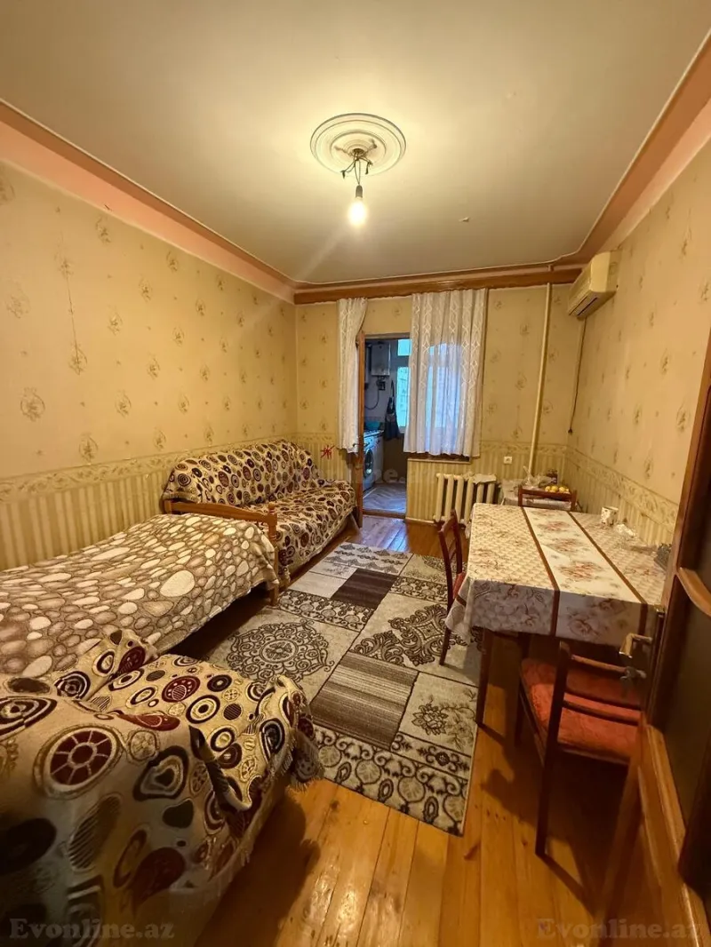 Satılır 3 otaqlı Mənzil Köhnə tikili 70 m² Nərimanov r.