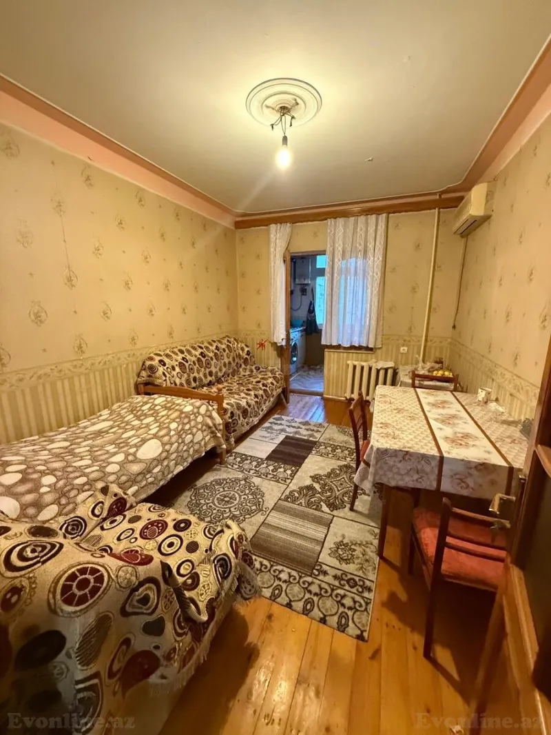 Satılır 3 otaqlı Mənzil Köhnə tikili 70 m² Nərimanov r. - şəkil 2