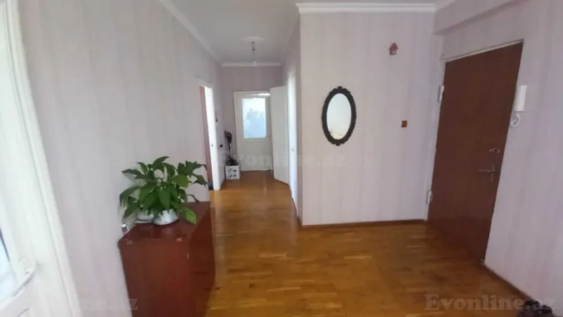 Satılır 4 otaqlı Mənzil Yeni tikili 120 m² Xalqlar Dostluğu m.