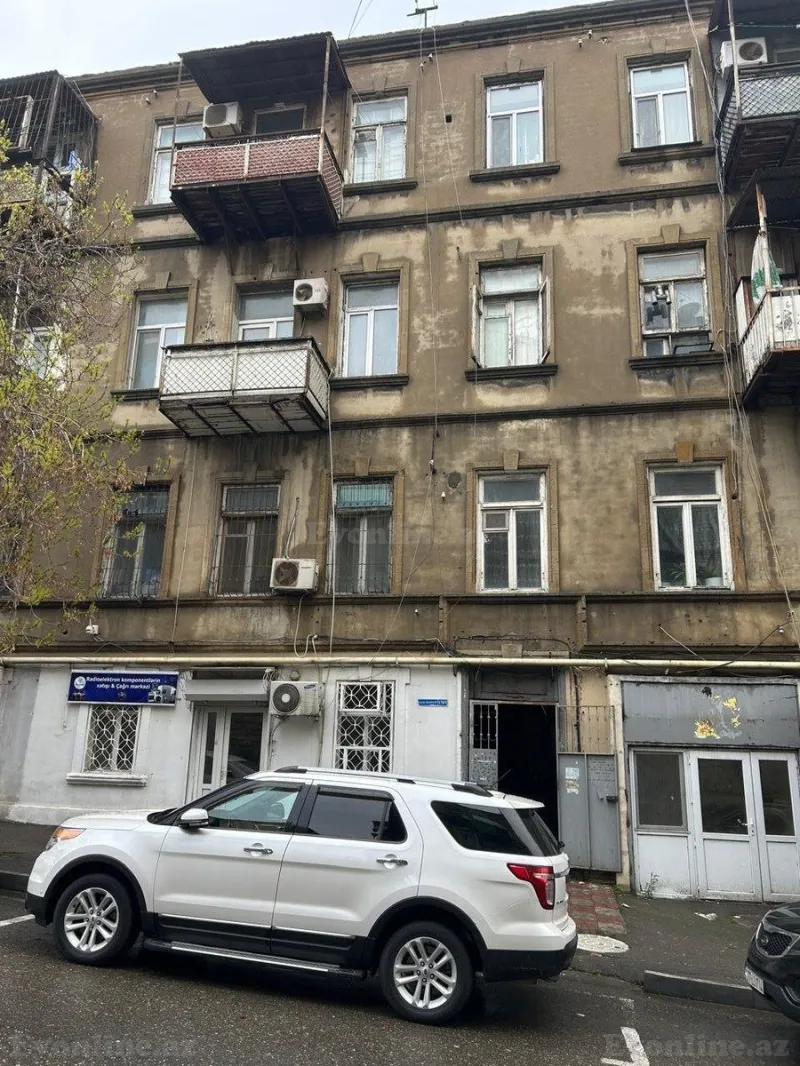 Satılır 2 otaqlı Mənzil Köhnə tikili 40 m² 28 May m.