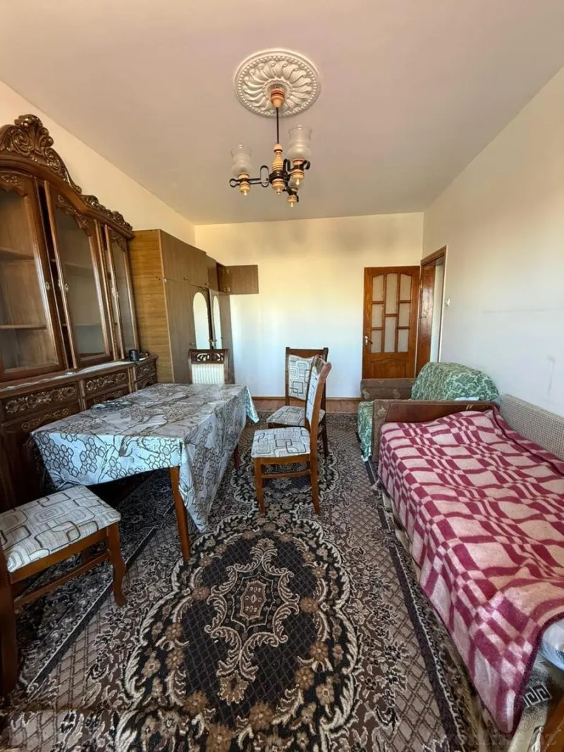 Satılır 2 otaqlı Mənzil Köhnə tikili 60 m² Əhmədli - şəkil 2