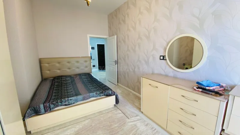 Satılır 3 otaqlı Mənzil Yeni tikili 80 m² 9-cu mikrorayon - şəkil 4