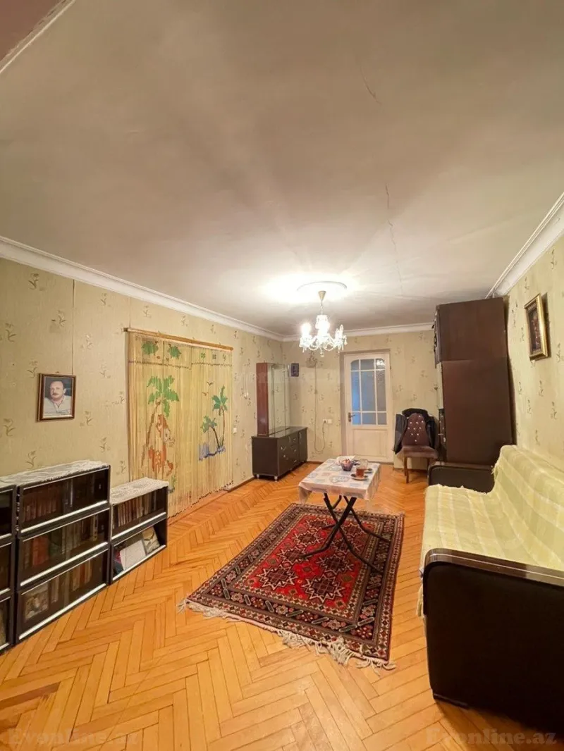 Satılır 3 otaqlı Mənzil Köhnə tikili 75 m² Yasamal - şəkil 3