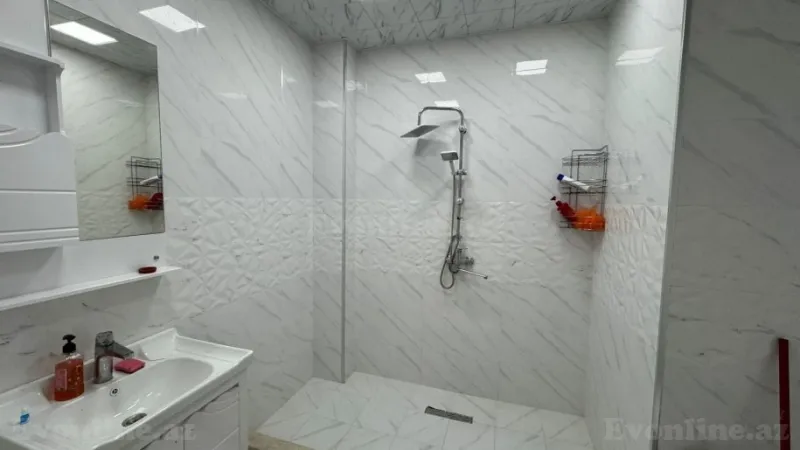 Kirayə verilir 4 otaqlı Mənzil Yeni tikili 135 m² Xətai r. - şəkil 9