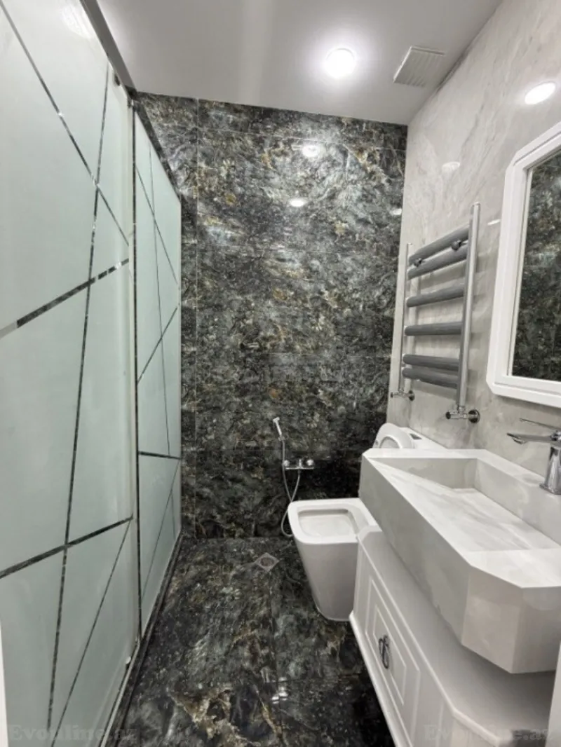 Satılır 3 otaqlı Mənzil Yeni tikili 89 m² 20 Yanvar m. - şəkil 2