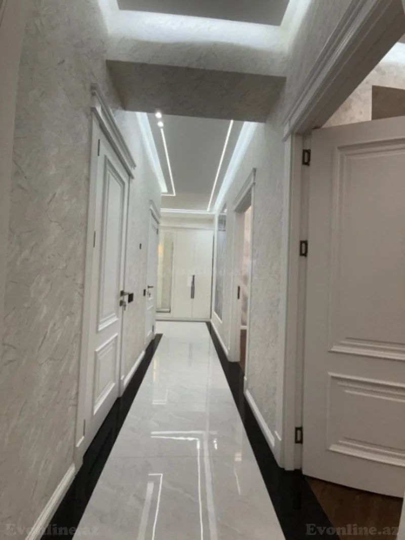 Satılır 3 otaqlı Mənzil Yeni tikili 89 m² 20 Yanvar m. - şəkil 5