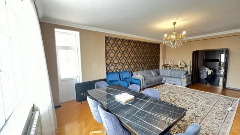 Satılır 3 otaqlı Mənzil Yeni tikili 150 m² Elmlər Akademiyası m. - şəkil 5