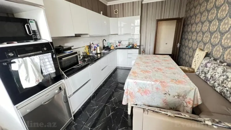 Satılır 3 otaqlı Mənzil Yeni tikili 150 m² Elmlər Akademiyası m. - şəkil 12