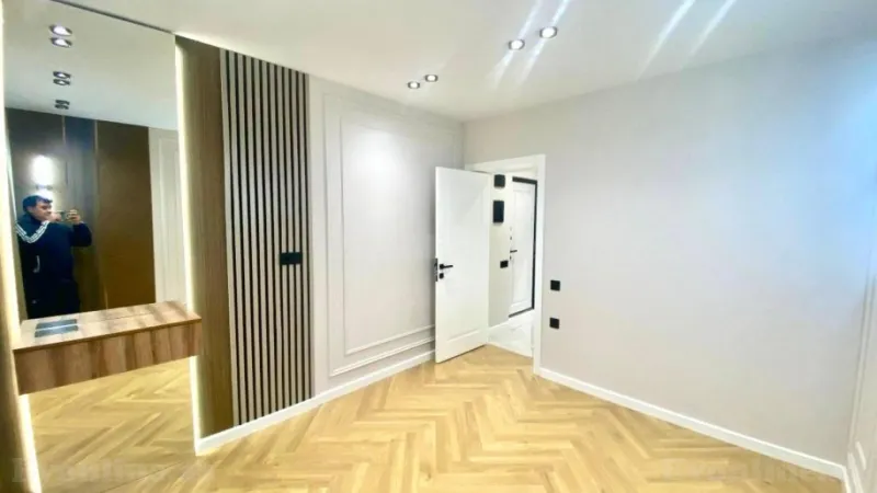 Satılır 2 otaqlı Mənzil Köhnə tikili 45 m² Nəsimi r. - şəkil 6