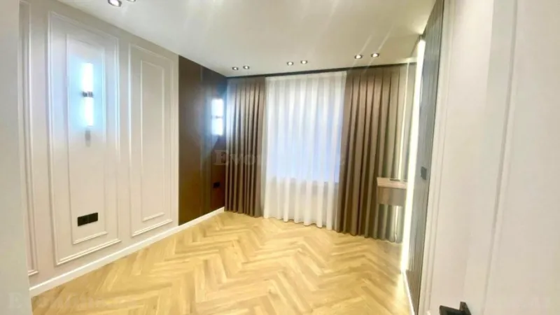 Satılır 2 otaqlı Mənzil Köhnə tikili 45 m² Nəsimi r. - şəkil 7