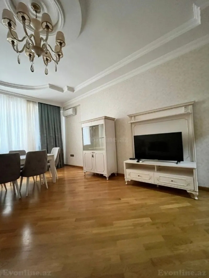 Kirayə verilir 3 otaqlı Mənzil Yeni tikili 140 m² 28 May m. - şəkil 3