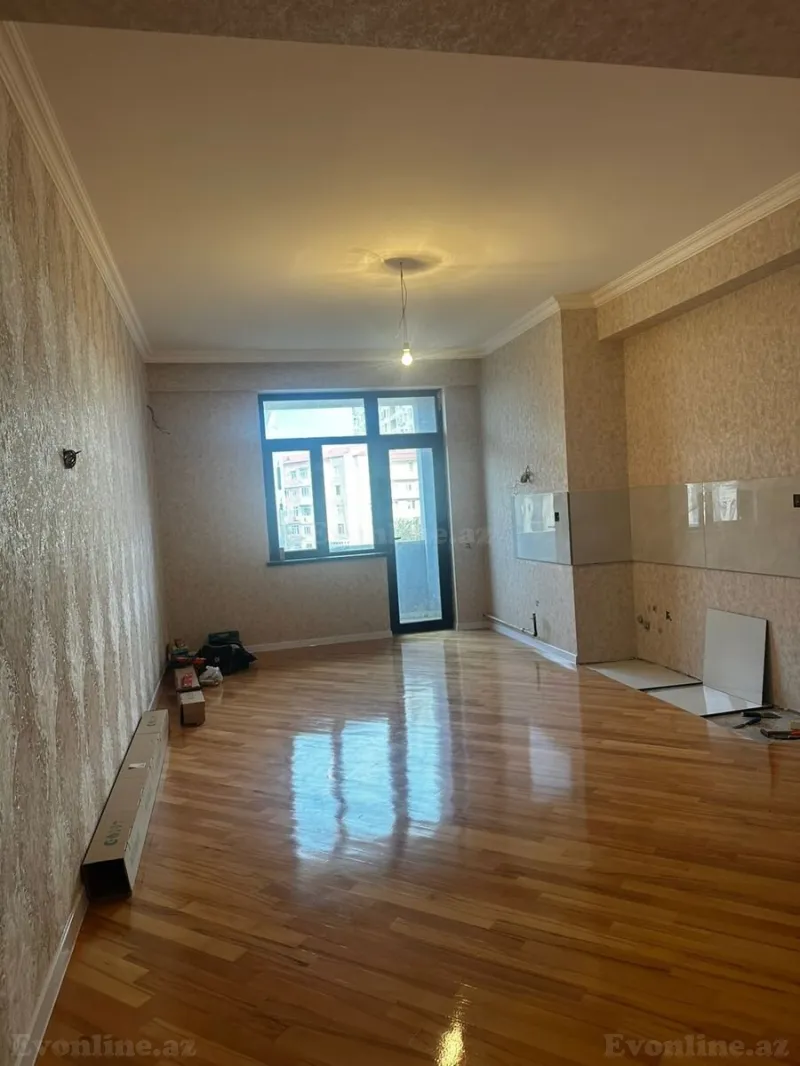 Satılır 3 otaqlı Mənzil Yeni tikili 88 m² Qara Qarayev m. - şəkil 2