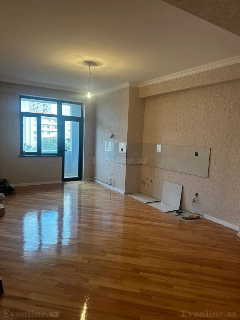 Satılır 3 otaqlı Mənzil Yeni tikili 88 m² Qara Qarayev m. - şəkil 3
