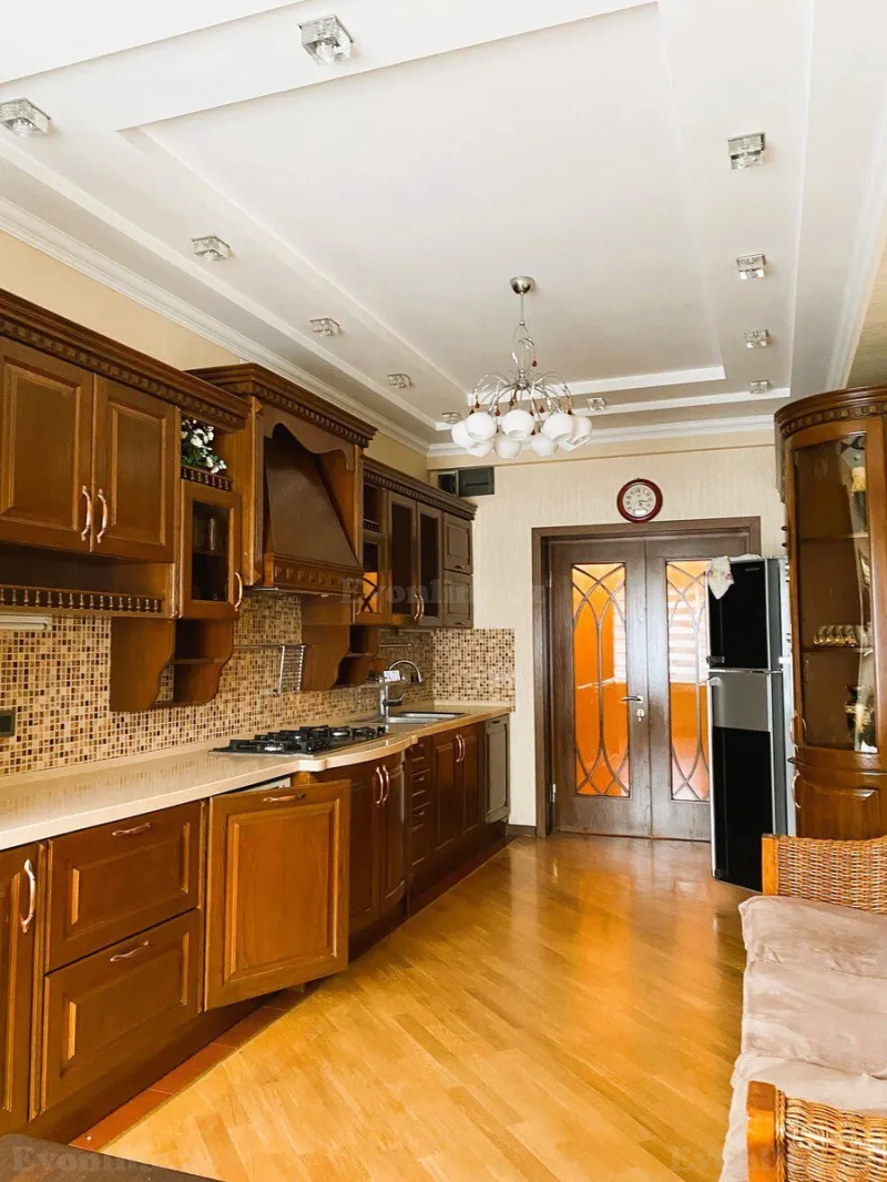 Kirayə verilir 3 otaqlı Mənzil Yeni tikili 160 m² Elmlər Akademiyası m. - şəkil 12