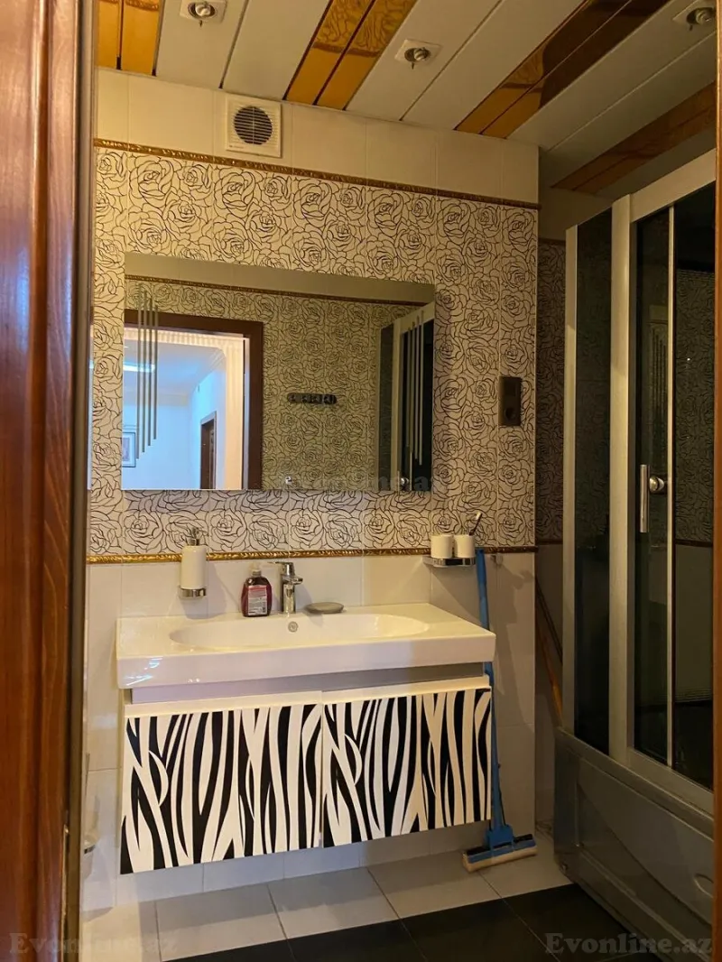 Kirayə verilir 3 otaqlı Mənzil Yeni tikili 160 m² Elmlər Akademiyası m. - şəkil 22