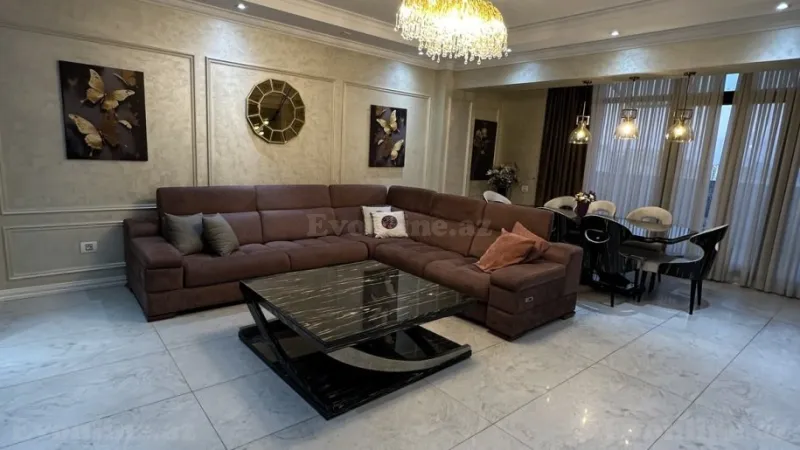 4 otaqlı Mənzil 160 m² Yasamal Kirayə verilir