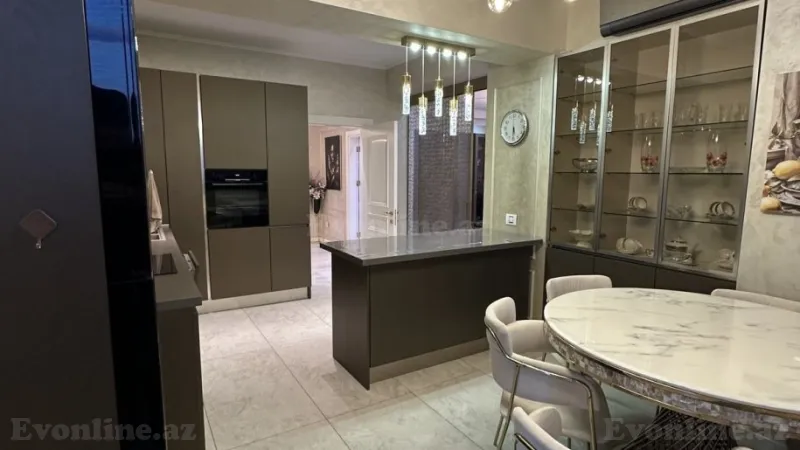 Kirayə verilir 4 otaqlı Mənzil Yeni tikili 160 m² Yasamal - şəkil 21