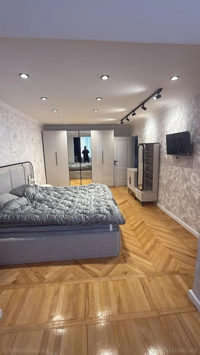 3 otaqlı Mənzil 90 m² Sahil m. Kirayə verilir