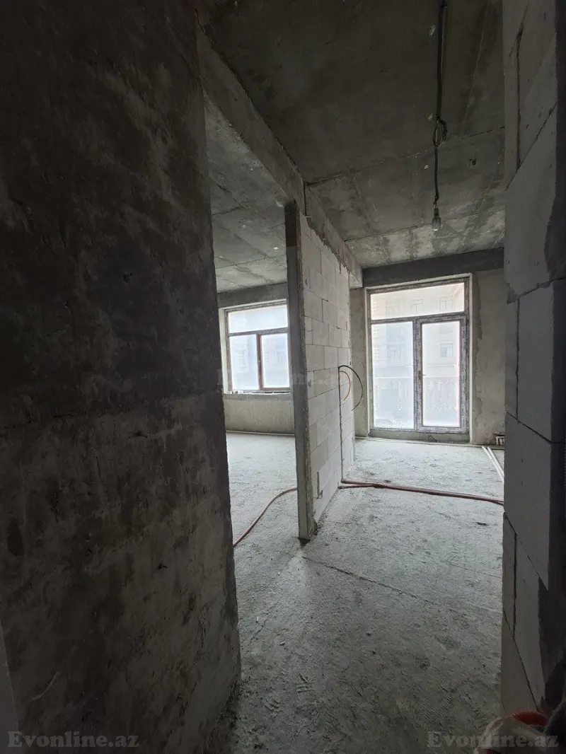 Satılır 4 otaqlı Mənzil Yeni tikili 140 m² Xətai r. - şəkil 2