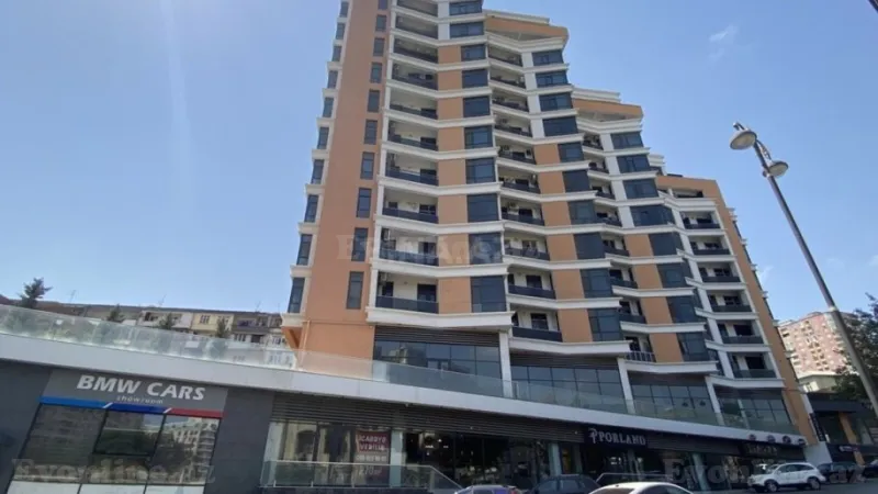 Satılır 3 otaqlı Mənzil Yeni tikili 130 m² 28 May m. - şəkil 2