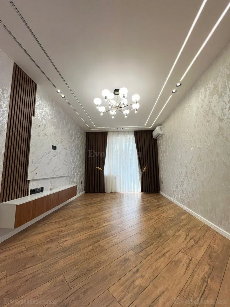 Satılır 3 otaqlı Mənzil Köhnə tikili 85 m² Əhmədli m.
