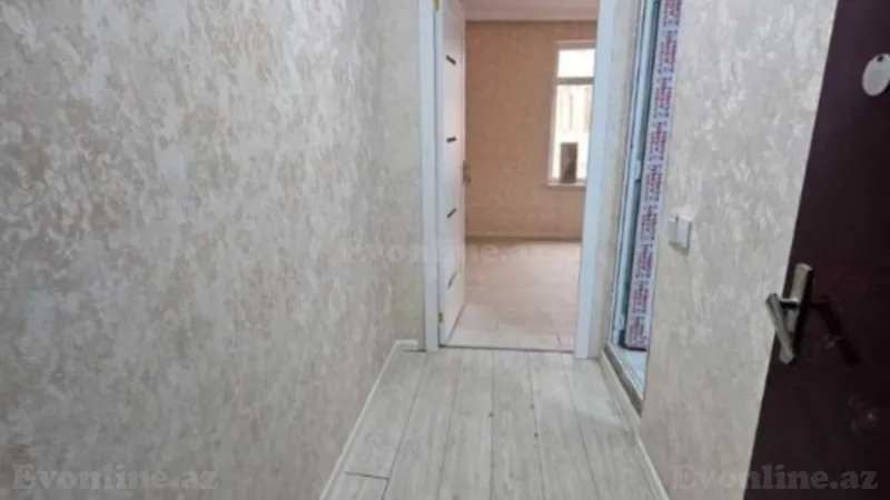 Satılır 2 otaqlı Mənzil Köhnə tikili 33 m² İnşaatçılar m. - şəkil 3