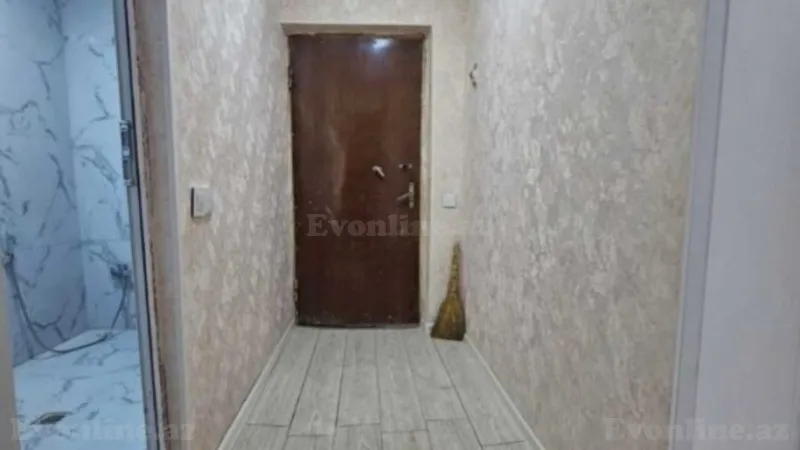 Satılır 2 otaqlı Mənzil Köhnə tikili 33 m² İnşaatçılar m. - şəkil 4