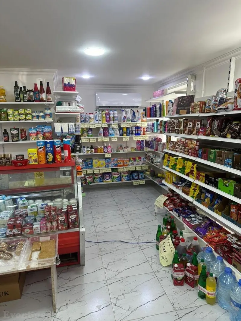 3 otaqlı Mənzil 76 m² Neftçilər m. Kirayə verilir