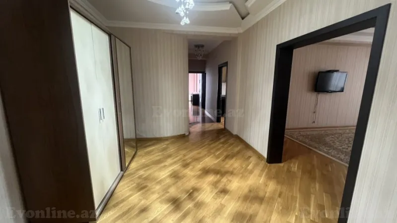 Kirayə verilir 3 otaqlı Mənzil Yeni tikili 132 m² 1-ci mikrorayon - şəkil 2