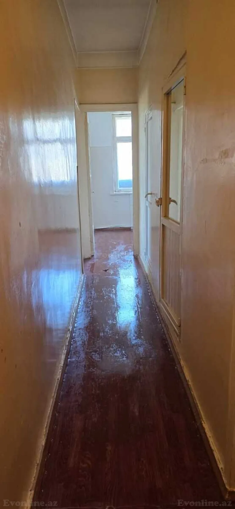 Satılır 2 otaqlı Mənzil Köhnə tikili 60 m² Nəsimi r.