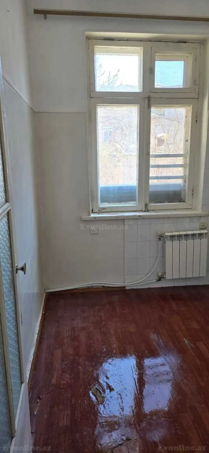 Satılır 2 otaqlı Mənzil Köhnə tikili 60 m² Nəsimi r. - şəkil 3