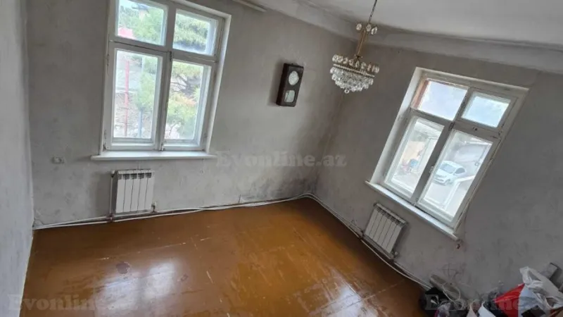 Satılır 2 otaqlı Mənzil Köhnə tikili 60 m² Nəsimi r. - şəkil 4