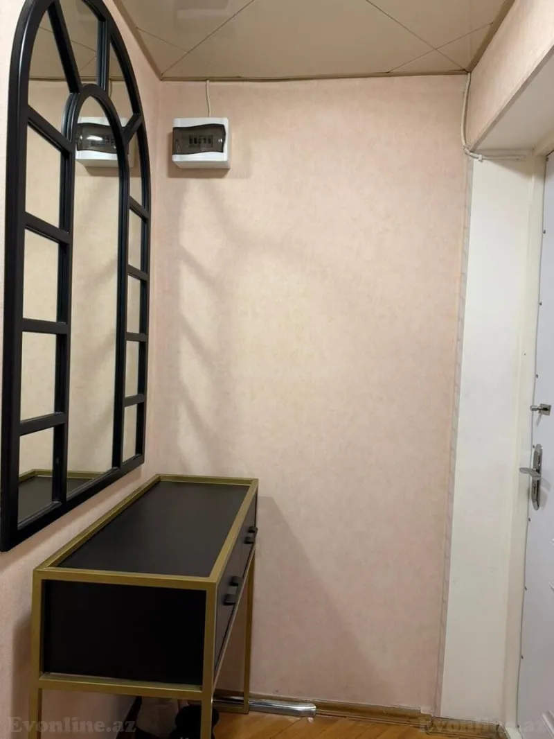 Satılır 3 otaqlı Mənzil Köhnə tikili 70 m² Nəriman Nərimanov m. - şəkil 4