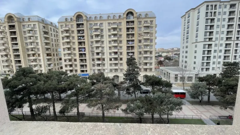 Kirayə verilir 2 otaqlı Mənzil Yeni tikili 75 m² Sabunçu r. - şəkil 17