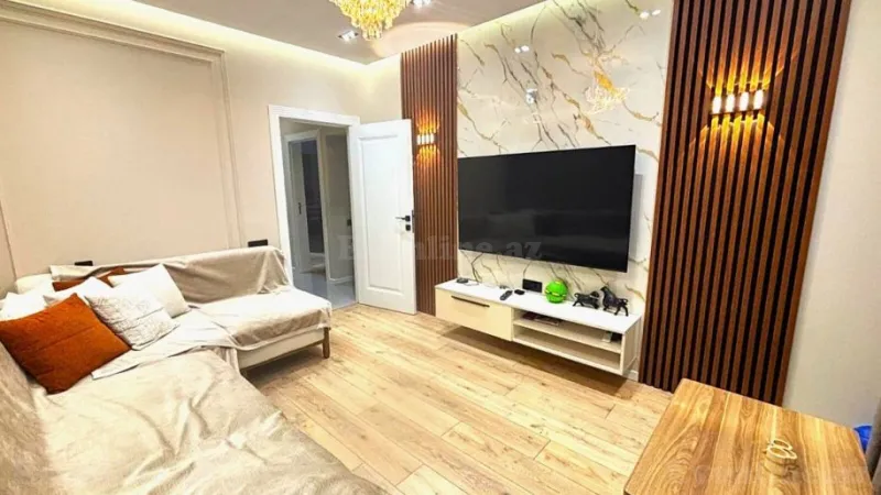 Satılır 5 otaqlı Mənzil Köhnə tikili 130 m² Yeni Yasamal - şəkil 3